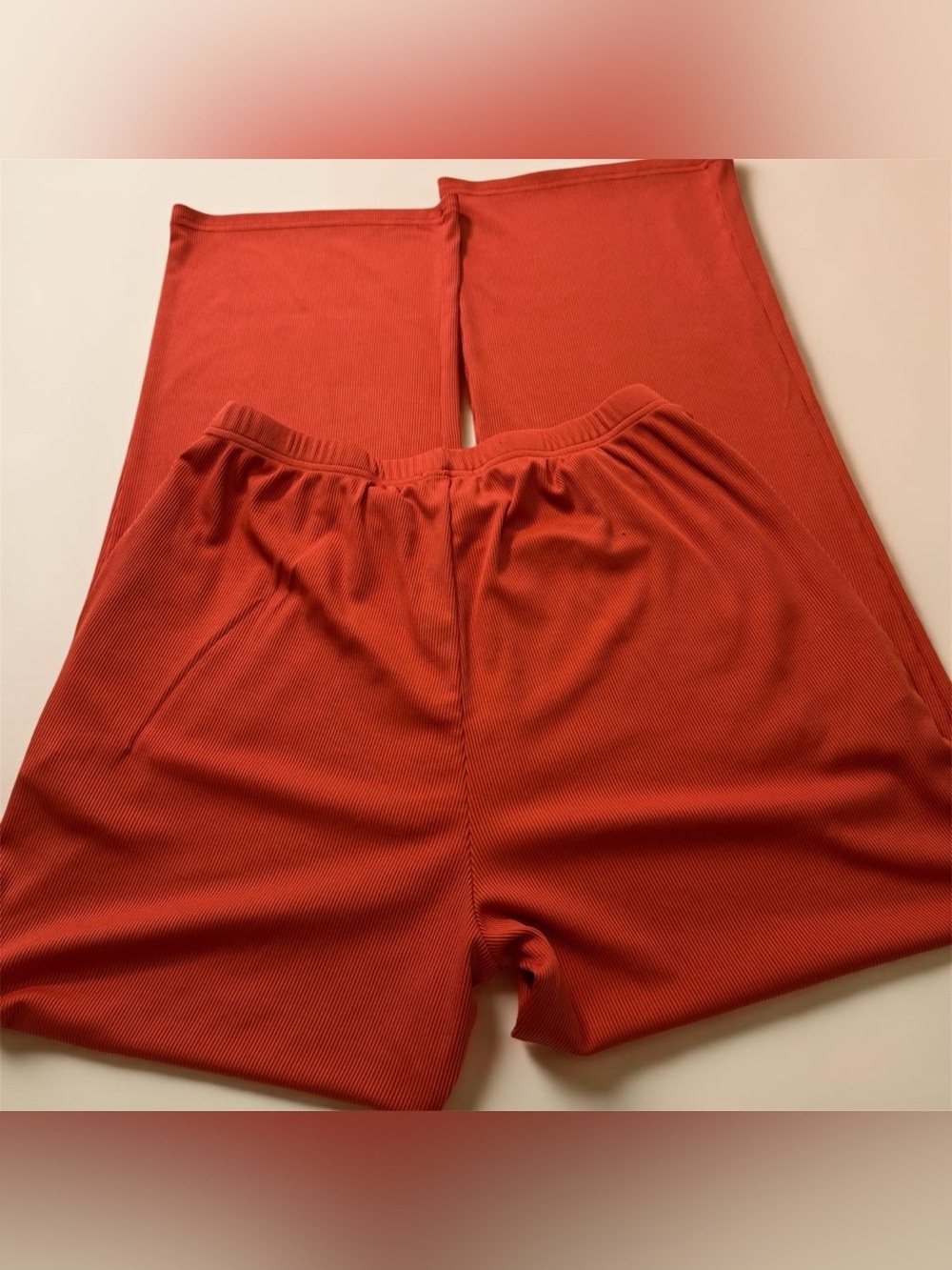 Wide-Leg Ribbed Pants in Brick Red